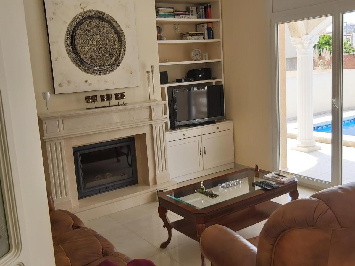 Casa Amb Piscina Privada Βίλα Empuriabrava Εξωτερικό φωτογραφία