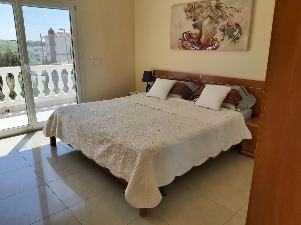 Casa Amb Piscina Privada Βίλα Empuriabrava Εξωτερικό φωτογραφία